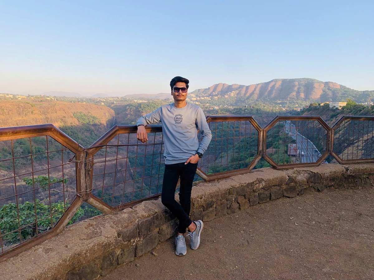 Im__Vishal__'s tweet photo. Aati  Kya  Khandala ❤️

#Lonavla #Khandala https://t.co/RNL9jbt2CA