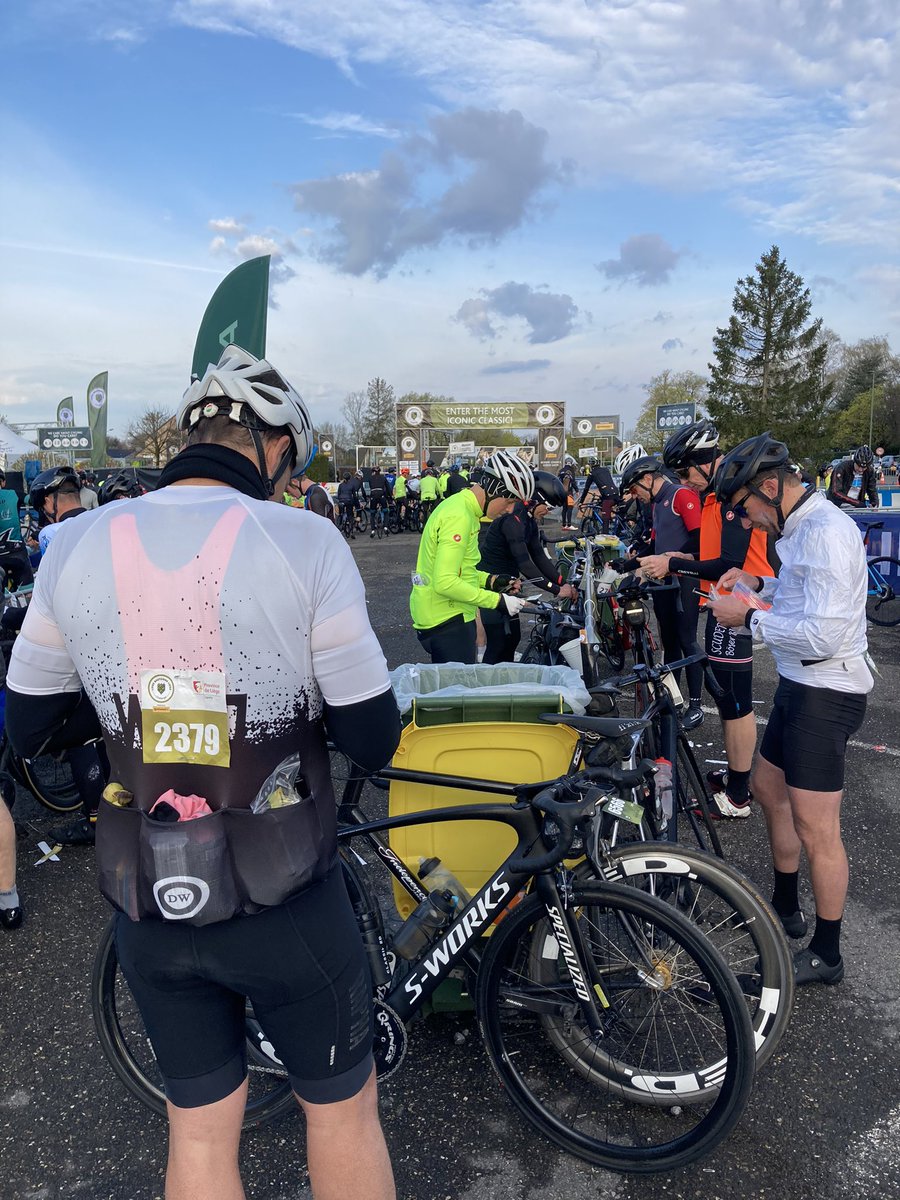 Dirtywknd's tweet photo. Helluva day out at the @LiegeBastogneL cyclo sportive yesterday. Wrong turn and poor signage put us on the 150 route instead of the 250, but as the rain started in the last 10km we weren’t too sad! Great job everyone 💪
@IlyaGridneff 
#LBL #lbl2023 https://t.co/bYhdvl8BAo