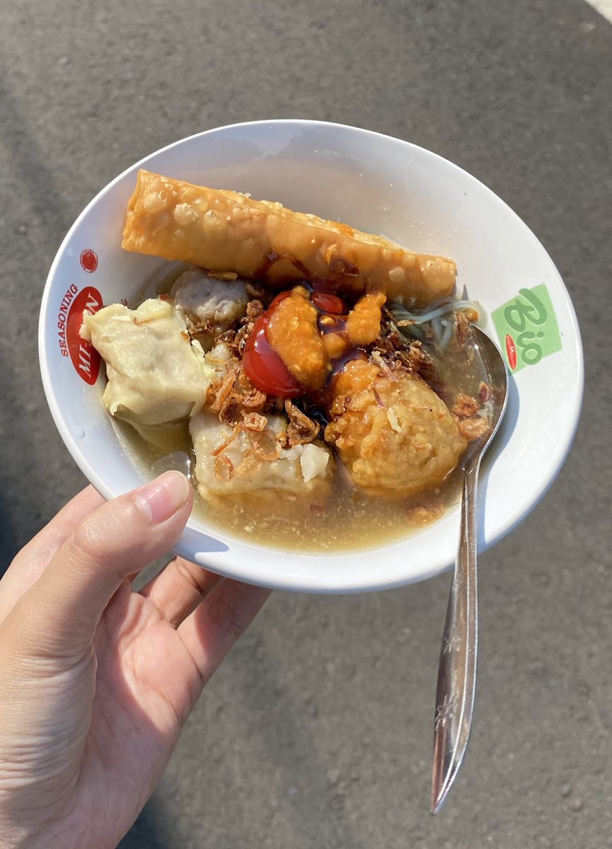 Isinya makanan🍟🍣🍤 tweet media