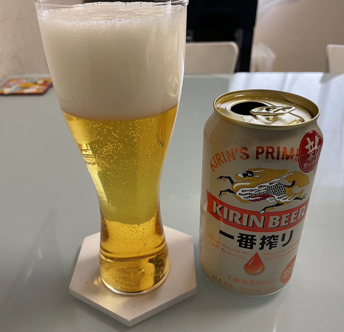 Higher330's tweet photo. 今日は息子の誕生日祝い🎂
忘れてた自分を許しておくれ笑
息子のリクエストで夜マック🍔 🍟
もっと、いい物リクエストすればいいのに。
息子らしいな。
春から希望の高校に進学したばかりで色々と大変だろうけど頑張れ息子💪
 #乾杯
 #夜マック🍔 🍟 https://t.co/30sluGxxtf
