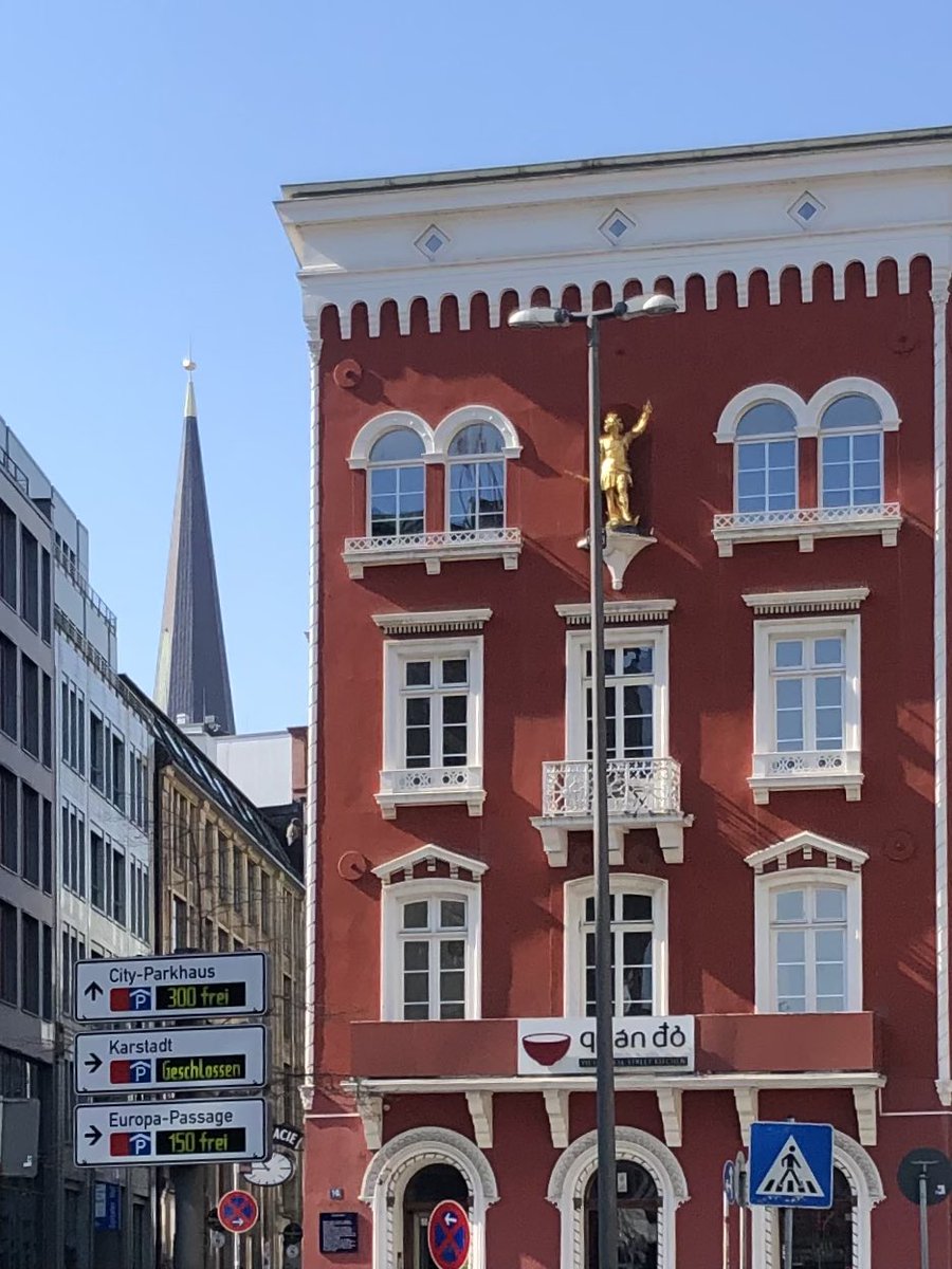 KathrinAmacker's tweet photo. Hamburg. https://t.co/Syz78Va14t