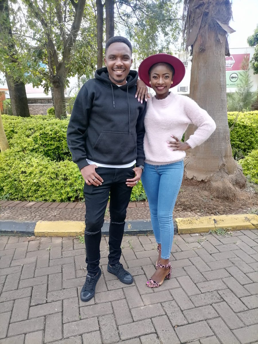 Praise Jesus! @miriam_masava and NICKS The President giving you the best of Second Service on JC Circle.
Kujeni mtushow whom you look up to and why? Sema uchezewe song gani ikubless? #JCCircle #SecondService