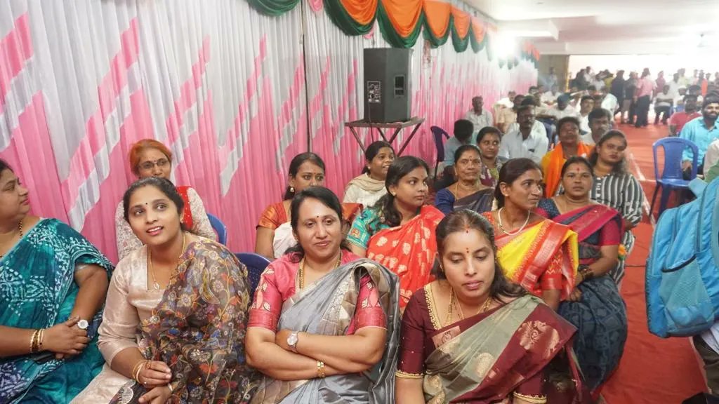 Csrinivas_BJP's tweet photo. ಭಾರತೀಯ ಜನತಾ ಪಾರ್ಟಿ ಅತ್ತಿಬೆಲೆ, ಆನೇಕಲ್, ಸರ್ಜಾಪುರ ಮಂಡಲಗಳ ಚುನಾವಣಾ ಕಾರ್ಯಾಲಯವನ್ನು   ಉದ್ಘಾಟಿಸಲಾಯಿತು. 1/2 https://t.co/kbmrOYERQN