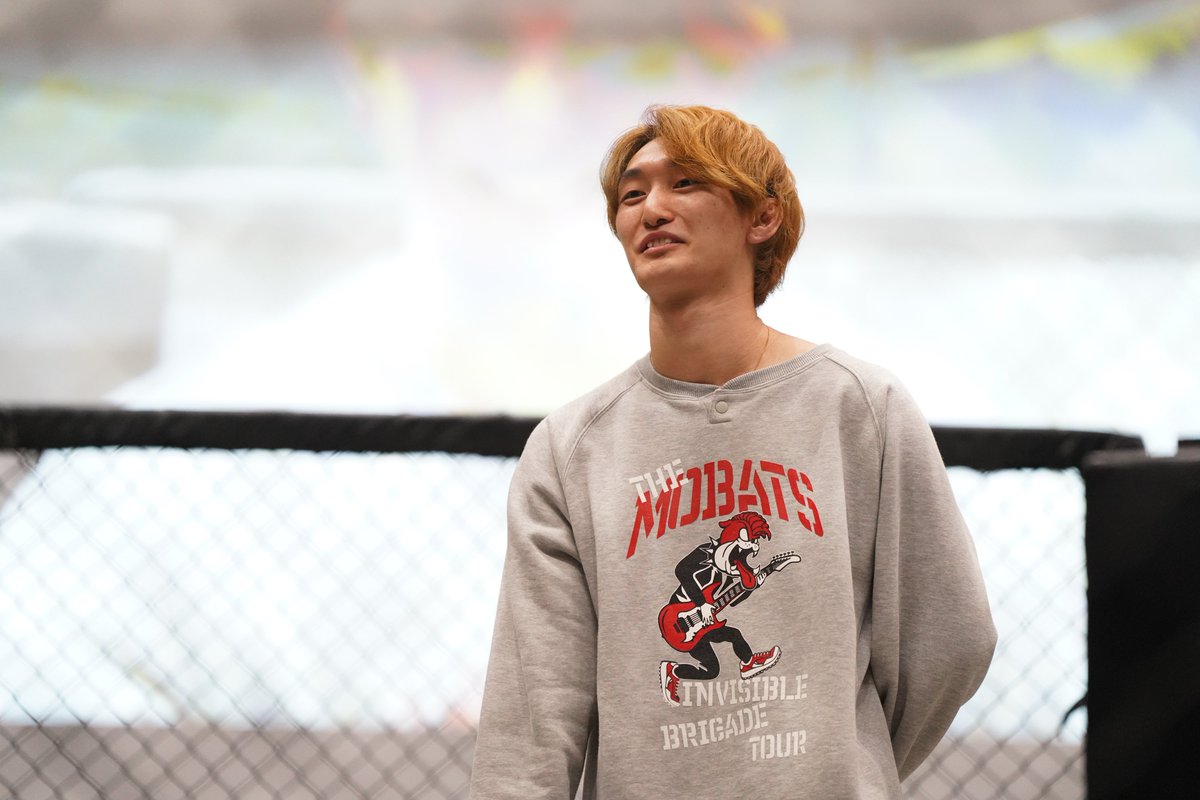 Gigio_jp's tweet image. 3月のプロ修斗後楽園ホール大会で快勝した安芸柊斗選手が挨拶。自分の試合を振り返る。新井丈選手とのチャンピオンシップは7月大会で実現か！？

4/23 プロ修斗香川大会 FORCE 17 ◎ツイキャス twitcasting.tv/c:force_tns/sh… #shooto0423 #FORCE17 #TNS  #修斗旅 #mobstyles