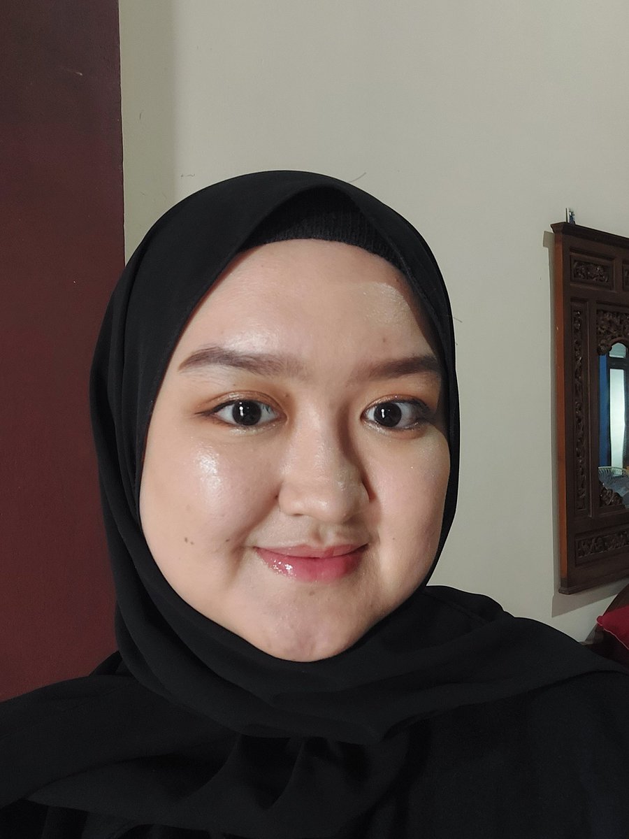 raniyatea's tweet image. GRWM💅
My daily make up💐

#makeuplooks #makeup #everydaymakeup #GRWM #getreadywithme