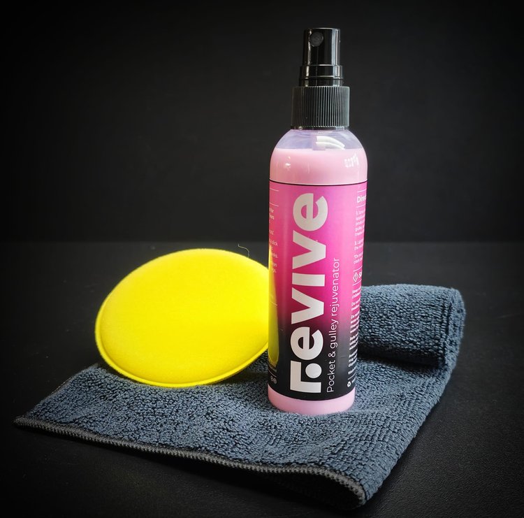 BlackballReview's tweet photo. Revive by 8 Ball Direct!

Revive is a pocket and gully rejuvenator designed specifically for pool table pocket liners and plastic gully's. Having tested the product thoroughly, I can confidently say that it does a fantastic job...
New review out now! 
Link in bio 🎱✨ https://t.co/6xOTDH1cFW