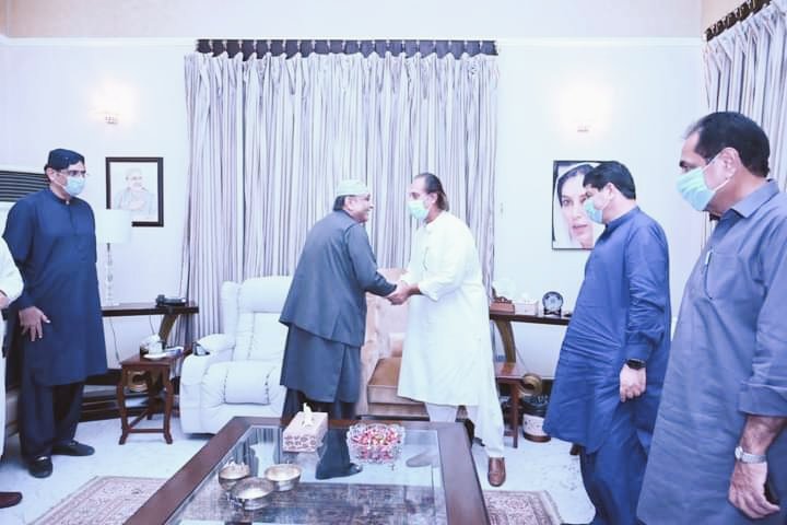 MalirMUJ's tweet photo. نواب شاہ: پاکستان پیپلزپارٹی پارلیمنٹرینز کے صدر آصف علی زرداری سے زرداری ہاؤس میں نوابزادھ مير نادر خان مگسي کی ملاقات

نواب شاہ: سابق صدر آصف علی زرداری کو  نوابزادھ مير نادر خان مگسي کی جانب سے عید کی مبارک باد @AAliZardari @M_NMagsi https://t.co/qVjWwQUKNc