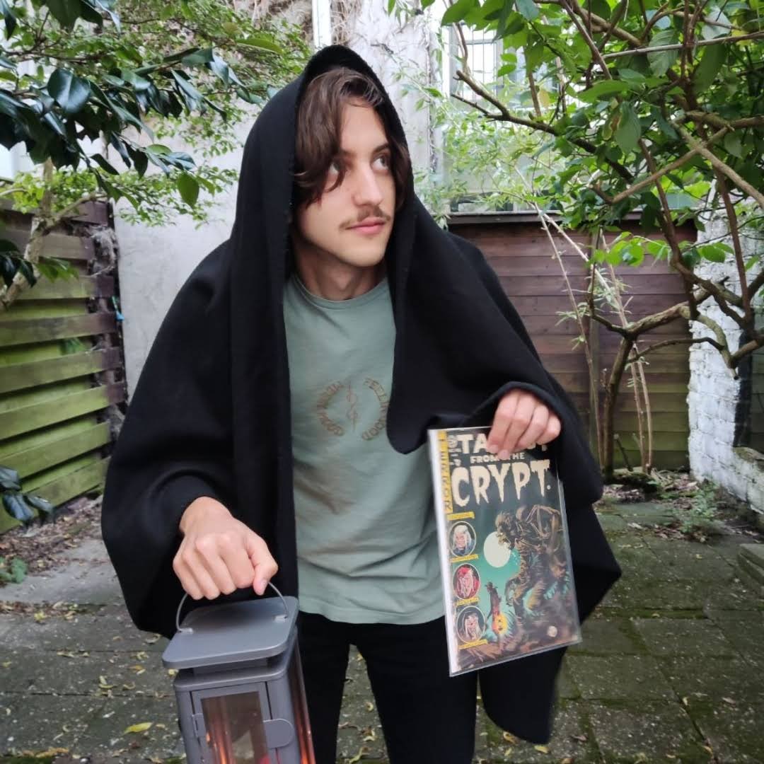 MyComicLab1's tweet photo. ¡Feliz día del Libro! 📒 https://t.co/wCmKQysVFE