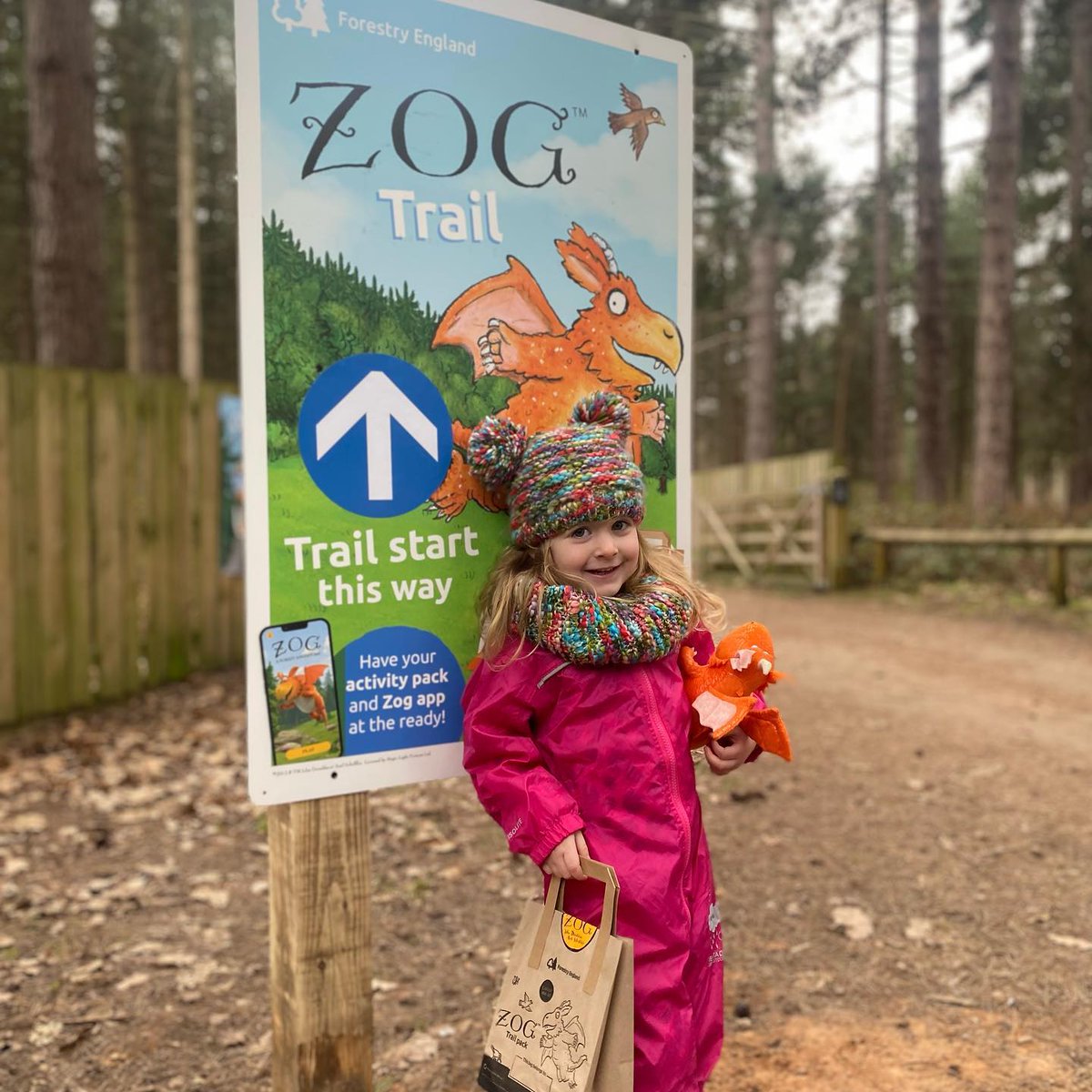 ForestryEngland's tweet photo. We’re so excited to see everyone enjoying #ZogTrail in the nation’s forests 🌲 

It's a fun, family activity no matter what weather the weekend brings 🌨️ 

Remember to tag us in your photos 😉

📸 The Morris Girls
📍 Sherwood Pines https://t.co/DPz83ezPTI