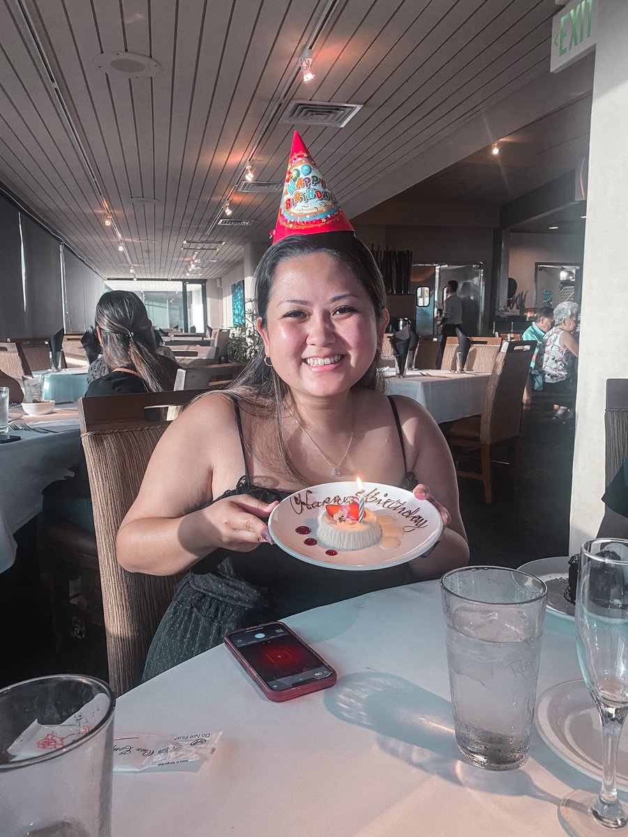Owlsaur's tweet photo. posting a day late but, happy birthday to me 🥳
#HeresTo25 #BirthdayGirl #TwitchStreamer #SmallYouTuber #SupportSmallStreamers #GamerGirl #GirlsWhoGame #TwitchGirl https://t.co/1tskSUgs1A