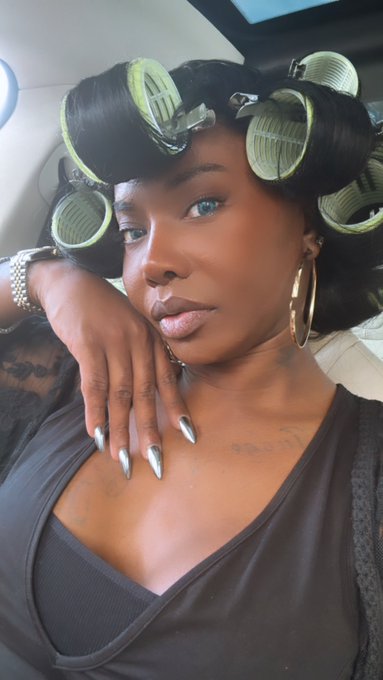 https://t.co/n7gprlDKTw<a href="/tag/therealkimcarta"class="tags"><span>#therealkimcarta</span></a><a href="/tag/kcarta2020"class="tags"><span>#kcarta2020</span></a><a href="/tag/kimcarta"class="tags"><span>#kimcarta</span></a>