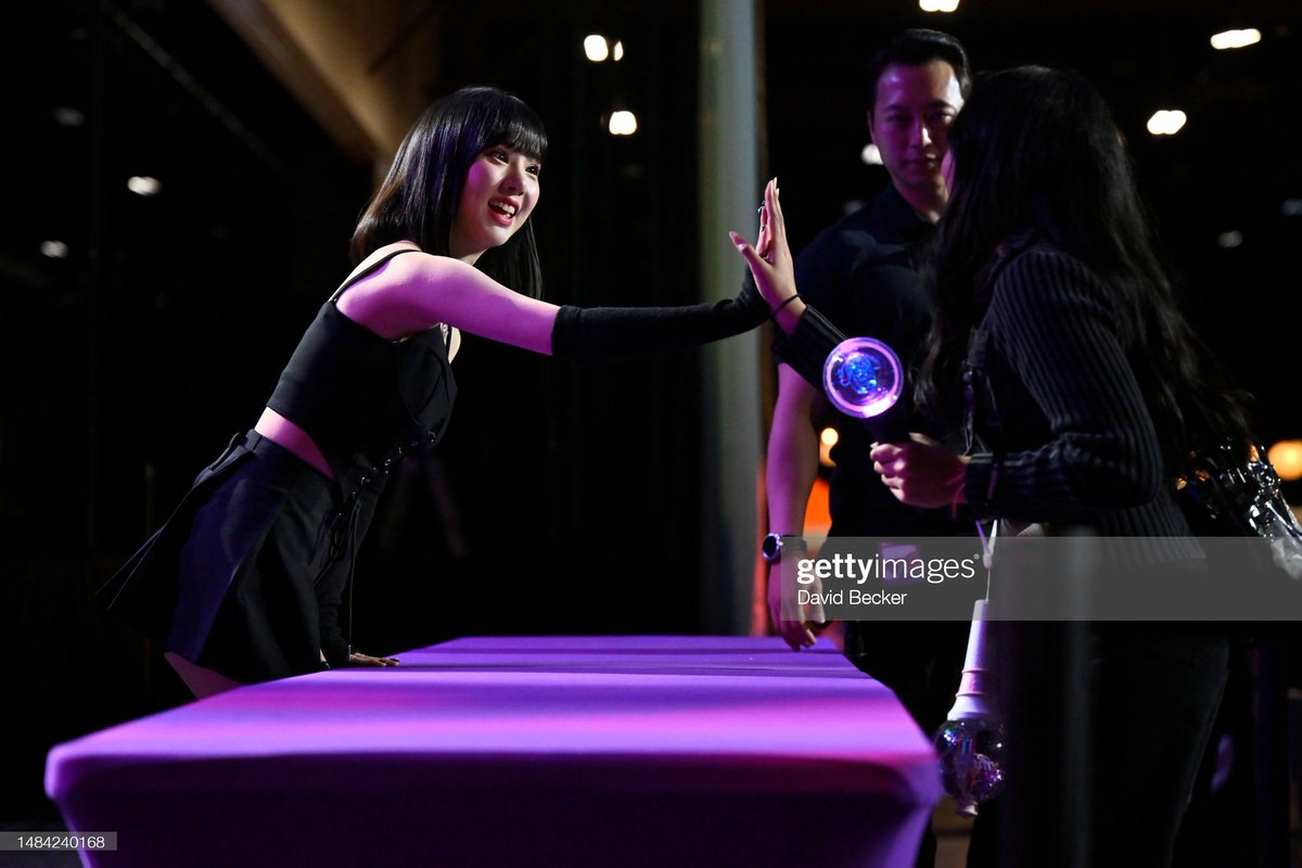 eunhgalaxies's tweet photo. "no one looks good on getty images"

the JUNG EUNHA from VIVIZ : https://t.co/ofWVt03mSt