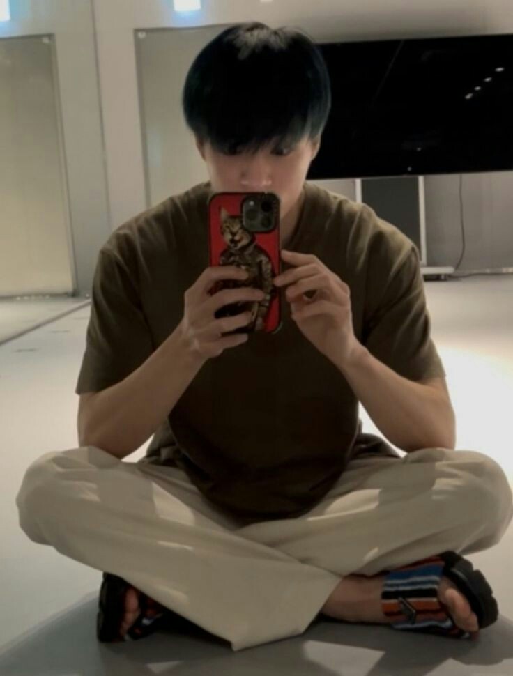 412juta's tweet photo. @peachphrodite_ HAPPY BIRTHDAY JENOOOOO
#똑똑_제노생일이에요잇
#Our_BirthdayBoy_JENO
#HAPPYJENODAY https://t.co/oUgFr5Zy87