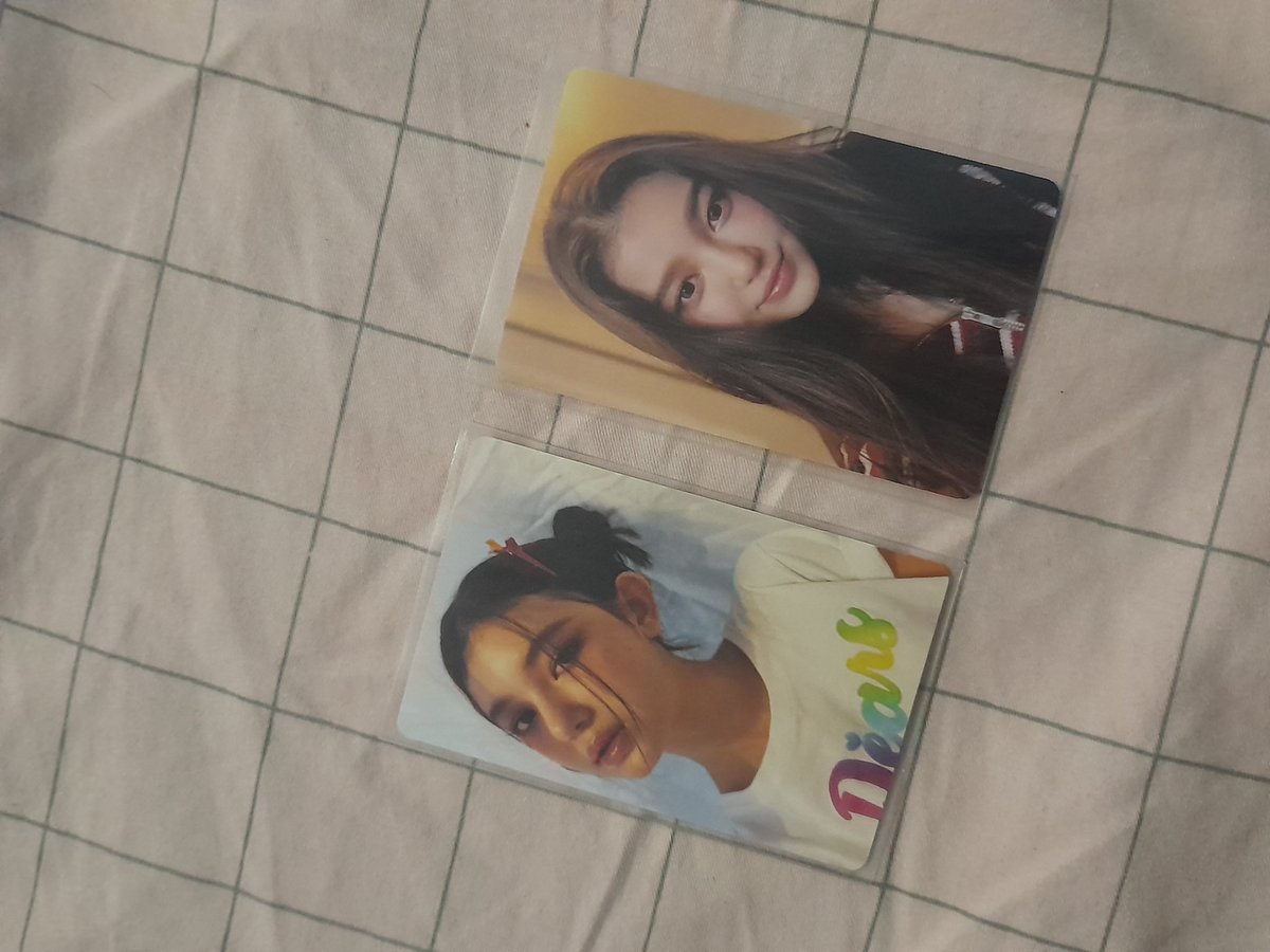 luvlybae_'s tweet photo. 𓄹𓈒 wts lfb ph | #eloisesells

˗ˏˋ danielle pcs  ´ˎ˗ 
  𓏳 70 ea, 120 set + 10 pf 
  𓏳 both mint and onhand
  𓏳 payo (prio) / 2 days

   💭 . . . reply “mine” or dm to claim!
# newjeans nwjs bns ph quittting sale moots https://t.co/ykFp0k0KbY