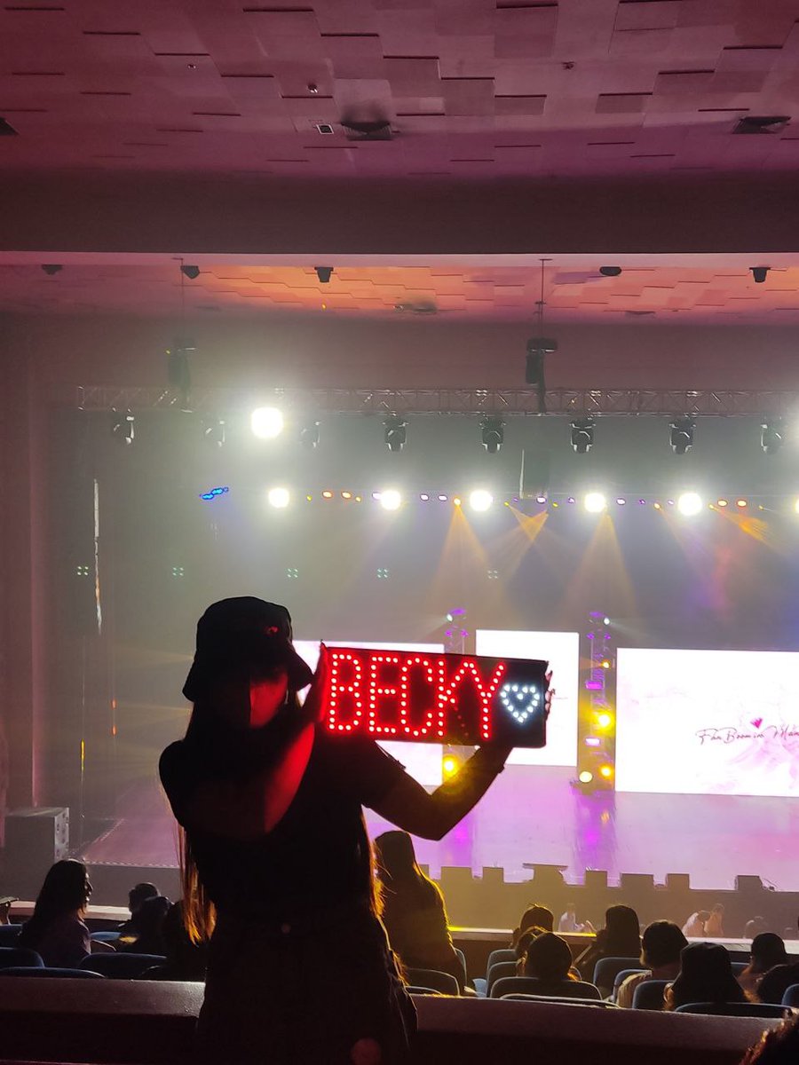 himlaykaybecky's tweet image. My heart beats so fast! Good luck my sunshine!!! BSTAN 💯

Becky ❤️ 

#beckysangels  #FreenBeckyFanBoomManila