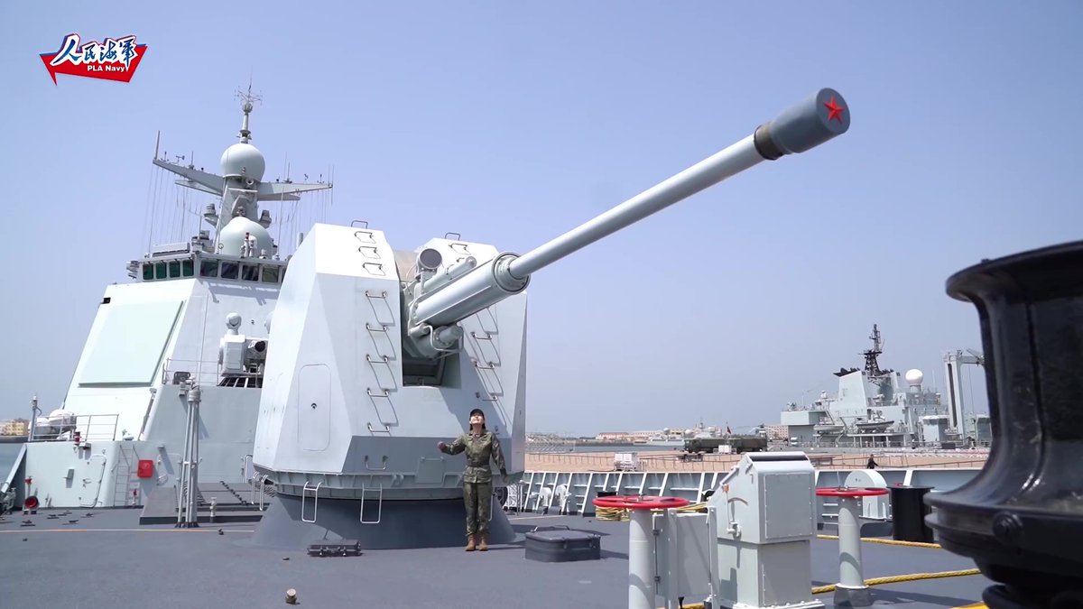 DavidWangPLA's tweet photo. #Type052D

The Naval Gun &amp; The Sailor https://t.co/Ct0M3JJ7VE
