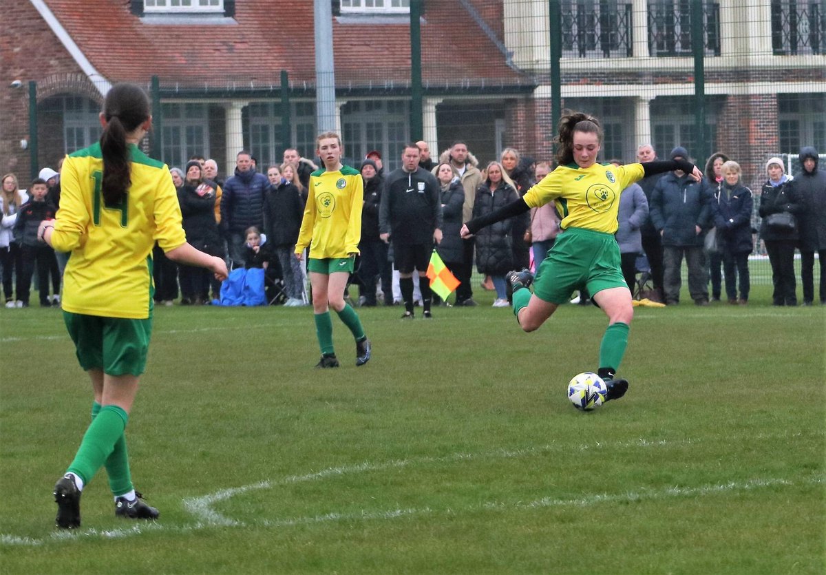 JMTelf22's tweet photo. Well done to Jess and her Wallsend U13 girls team winning the league cup. A fantastic cup final and great advert for girl’s football. Lovely headed goal from Jess to cap off a great performance!! https://t.co/QvrDCjLPZq