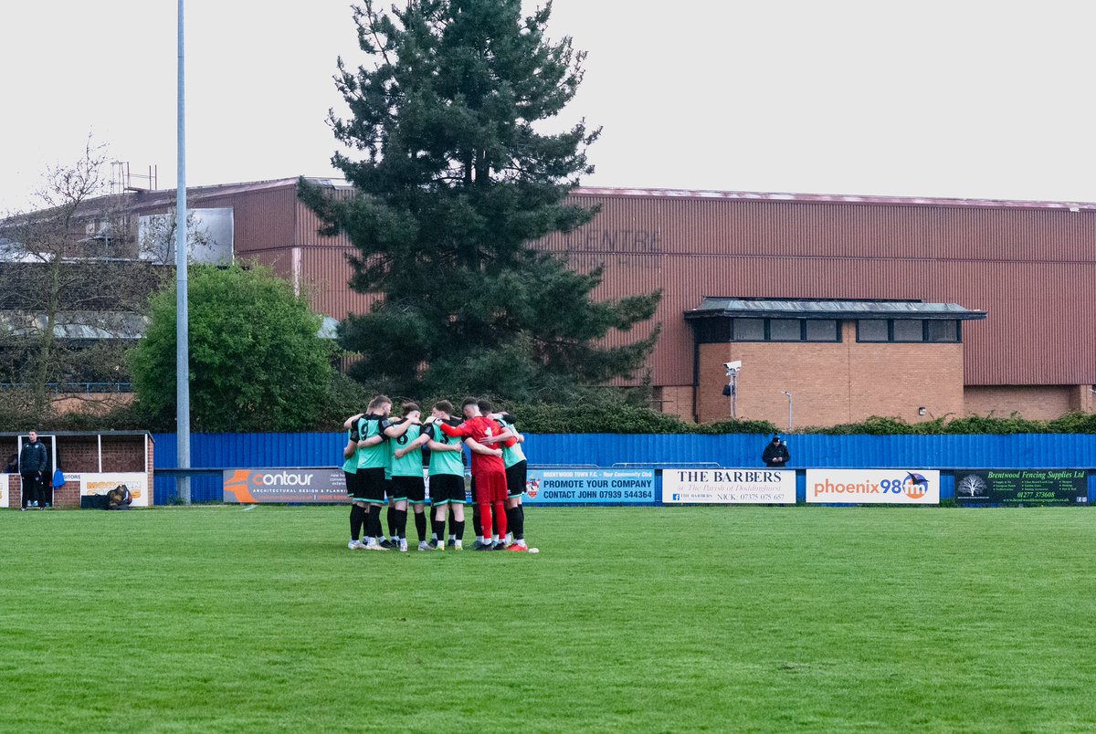 GeoPur1881's tweet photo. 4๏ธโฃShots from Brentwood 3-0 Wroxham #isthmianleague #nonleague #wroxhamfc https://t.co/3BLFizkqPE