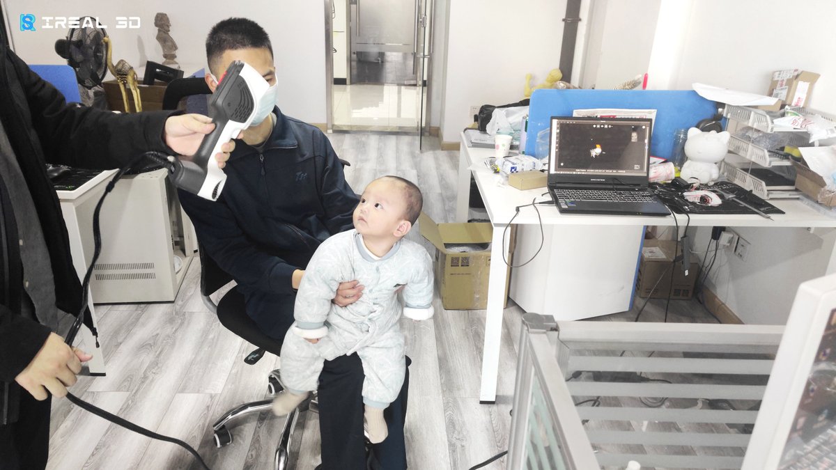 3DeVOK's tweet photo. #iReal2E is widely used for human body scanning, from infants to the elderly. The scanner utilizes infrared structured light so that there are no safety concerns when using this type of light source on infants or children.
#iReal3D #3dscanning #orthotics #healthcare #treatment https://t.co/J4IA9mYLou