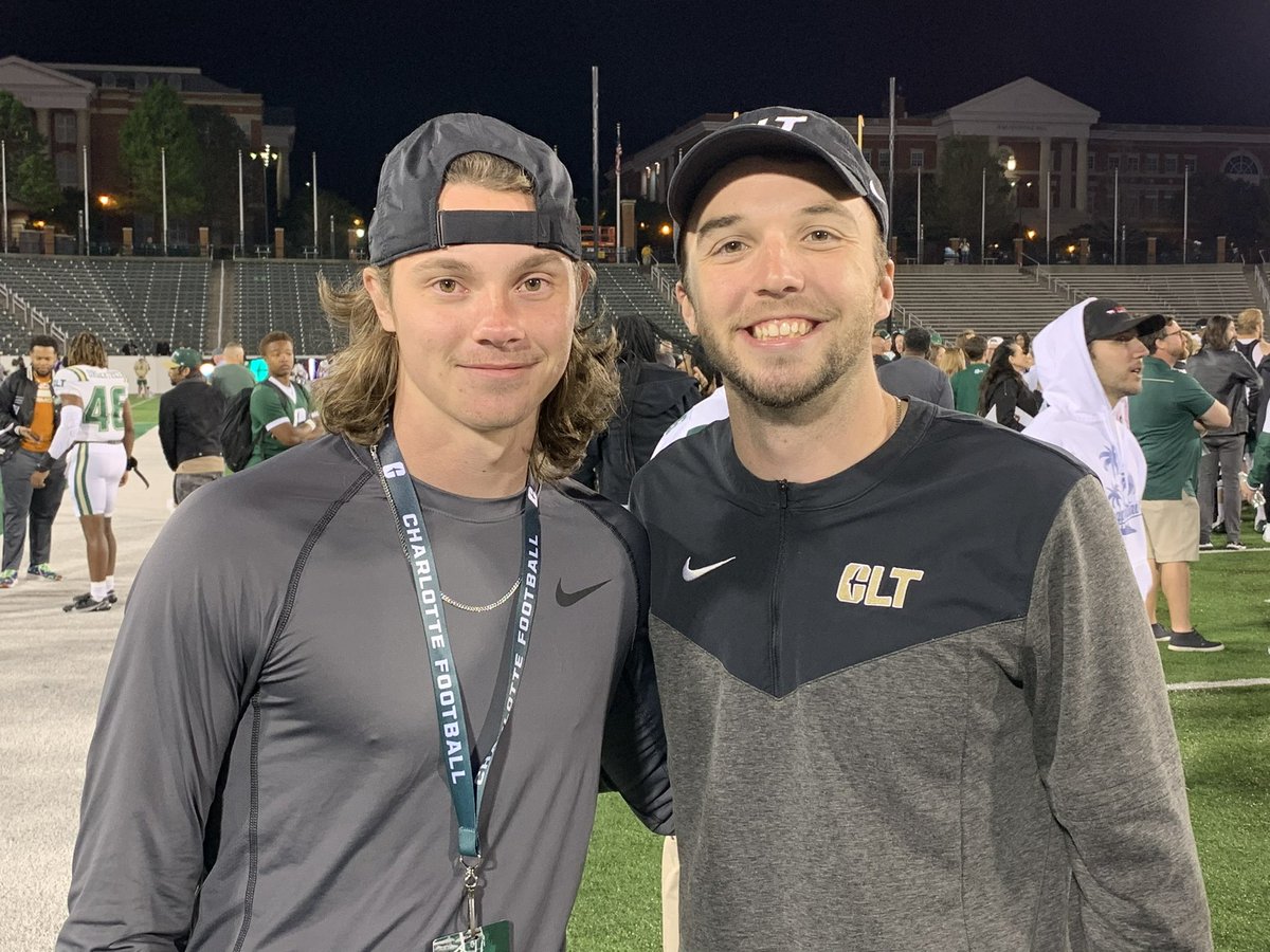 Jarekqb2's tweet photo. Had a great time at the @CharlotteFTBL Spring Game‼️@CoachDRatliff @BiffPoggi @CoachM_Miller @CoachSimmons_ @QBHitList @PHSFBRecruiting @charlottepreps https://t.co/bTPKh1ZtBZ