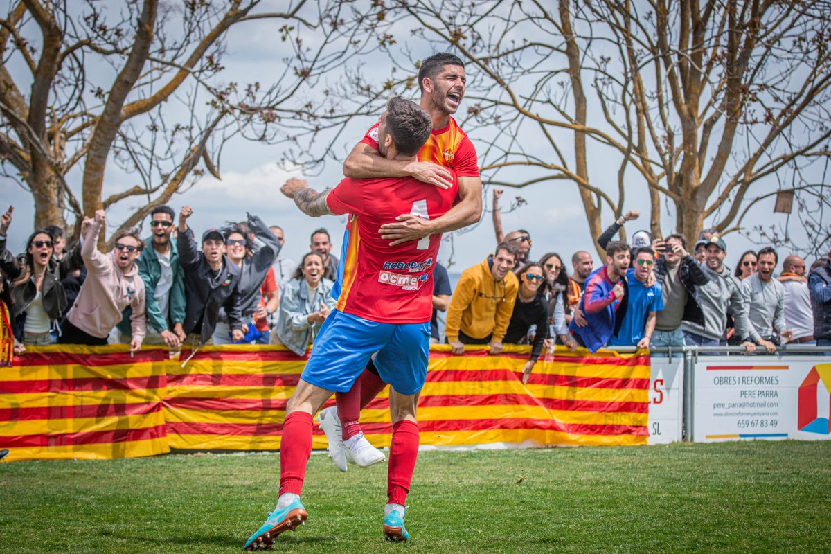 Un gol que val un punt d’or.

<a href="/DanColl010/">Dan Coll</a> 

#SomHiTona #TonaBadalona #3RFEF5