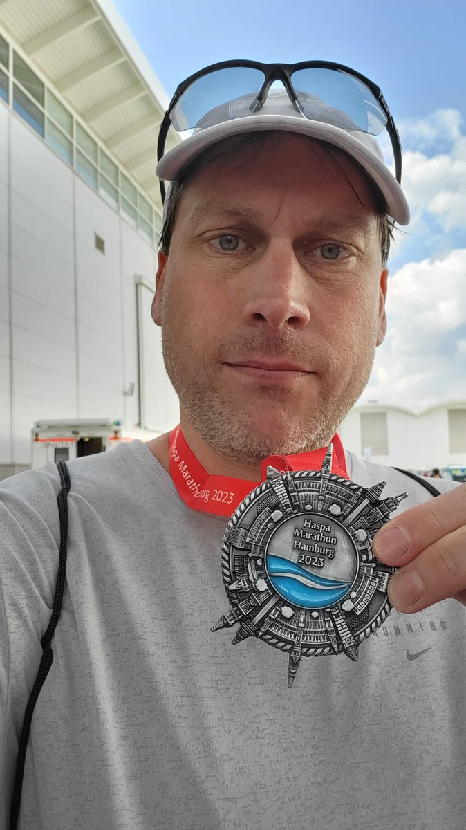 Tobias Hofmann tweet media