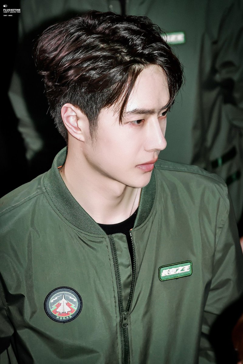 dwxwxb's tweet photo. 빚어낸것 같다 미치겠다 https://t.co/On2rqeBrZI