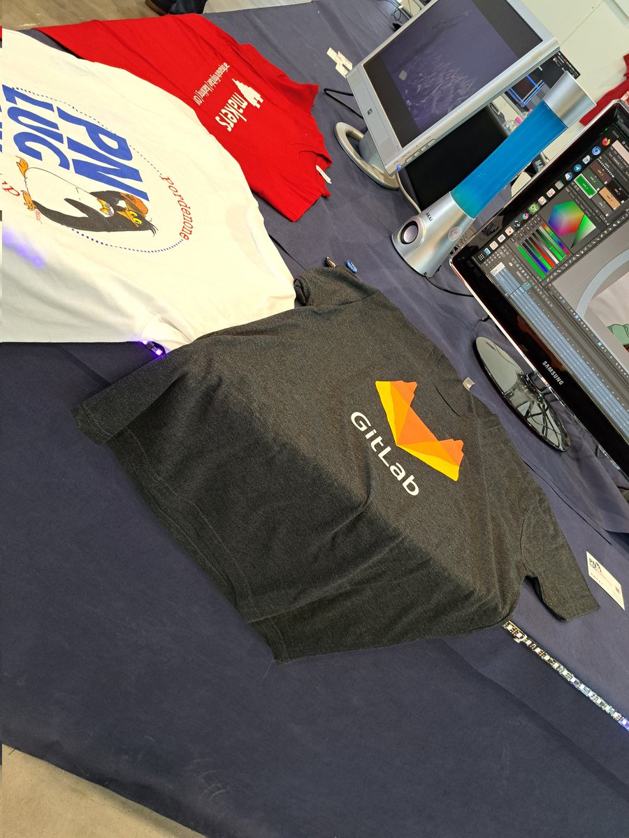 amonthedeamon's tweet photo. As usual, we have also @gitlab swag at @pnlug stand at @RadioamatorePN , to promote Open Source software! https://t.co/yGfKSepALB