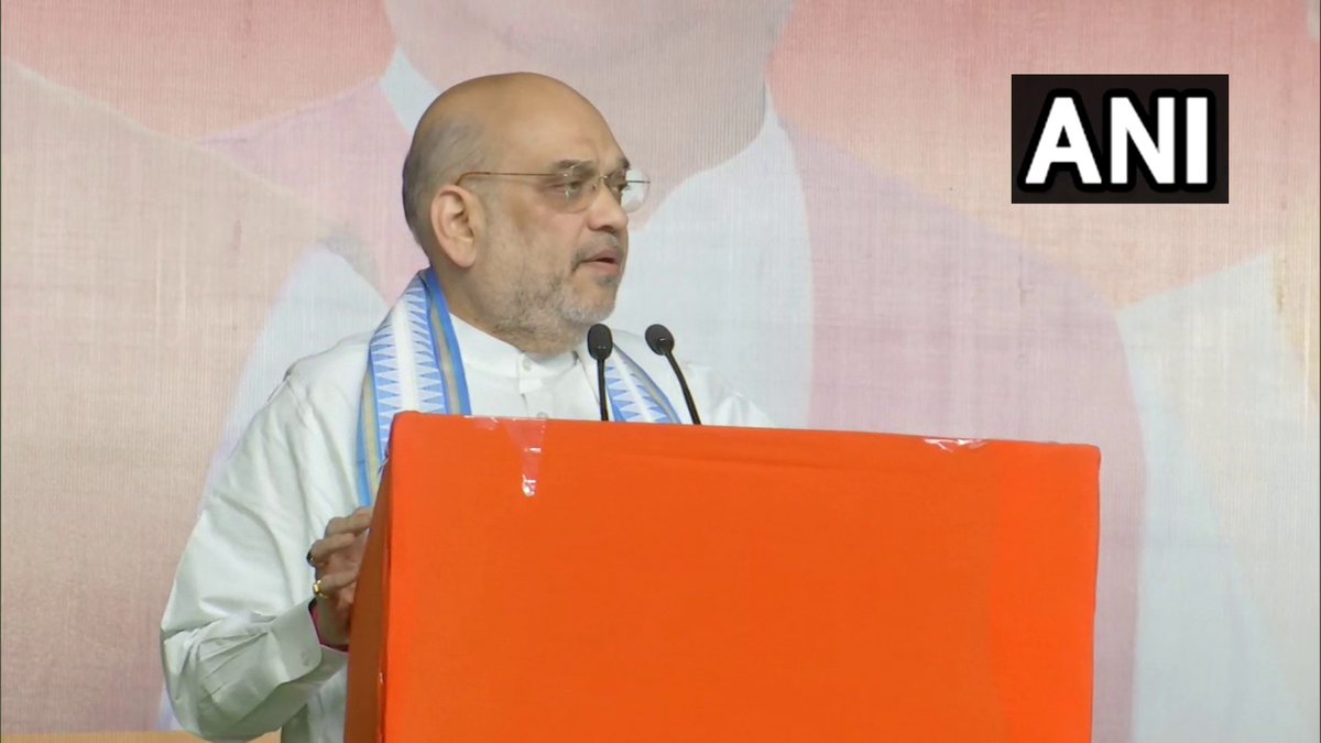 Telangana | I want to ask CM KCR that before BJP formed the government, what did Telangana use to get in the previous budgets? Earlier Telangana used to get Rs 30,000 crores and in 2022-2023 PM Modi gave Rs 1,20,000 lakh crores. Only BJP can do the work of development: Union Home…