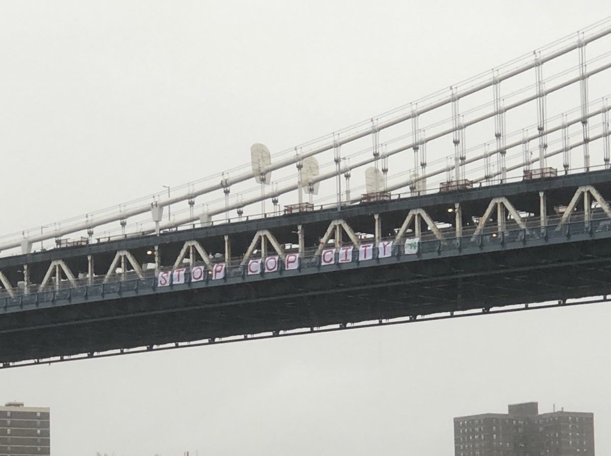 Spotted this morning over the East River: a #StopCopCity banner.

(📸 submitted anonymously)
