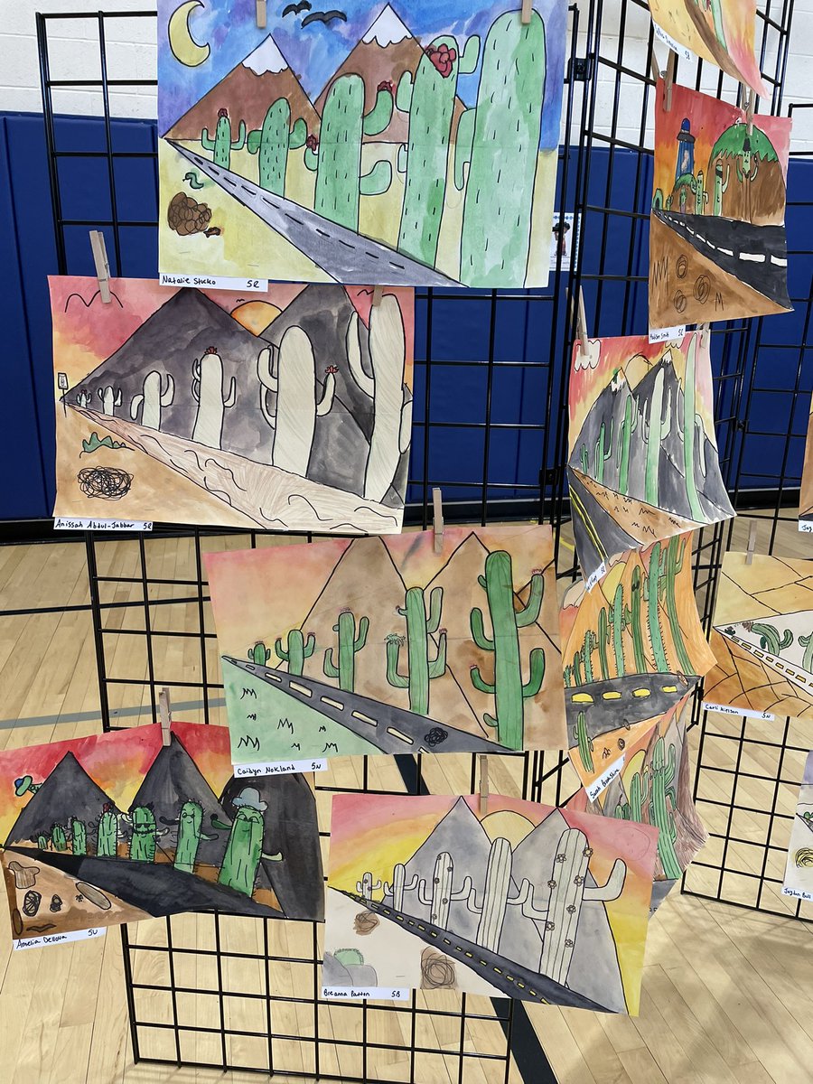 MsBoylanArt's tweet photo. Another successful Art Expo!! 🎨Thank you to all of our wonderful parents who helped put this together!! https://t.co/TkCXuS0Q4d