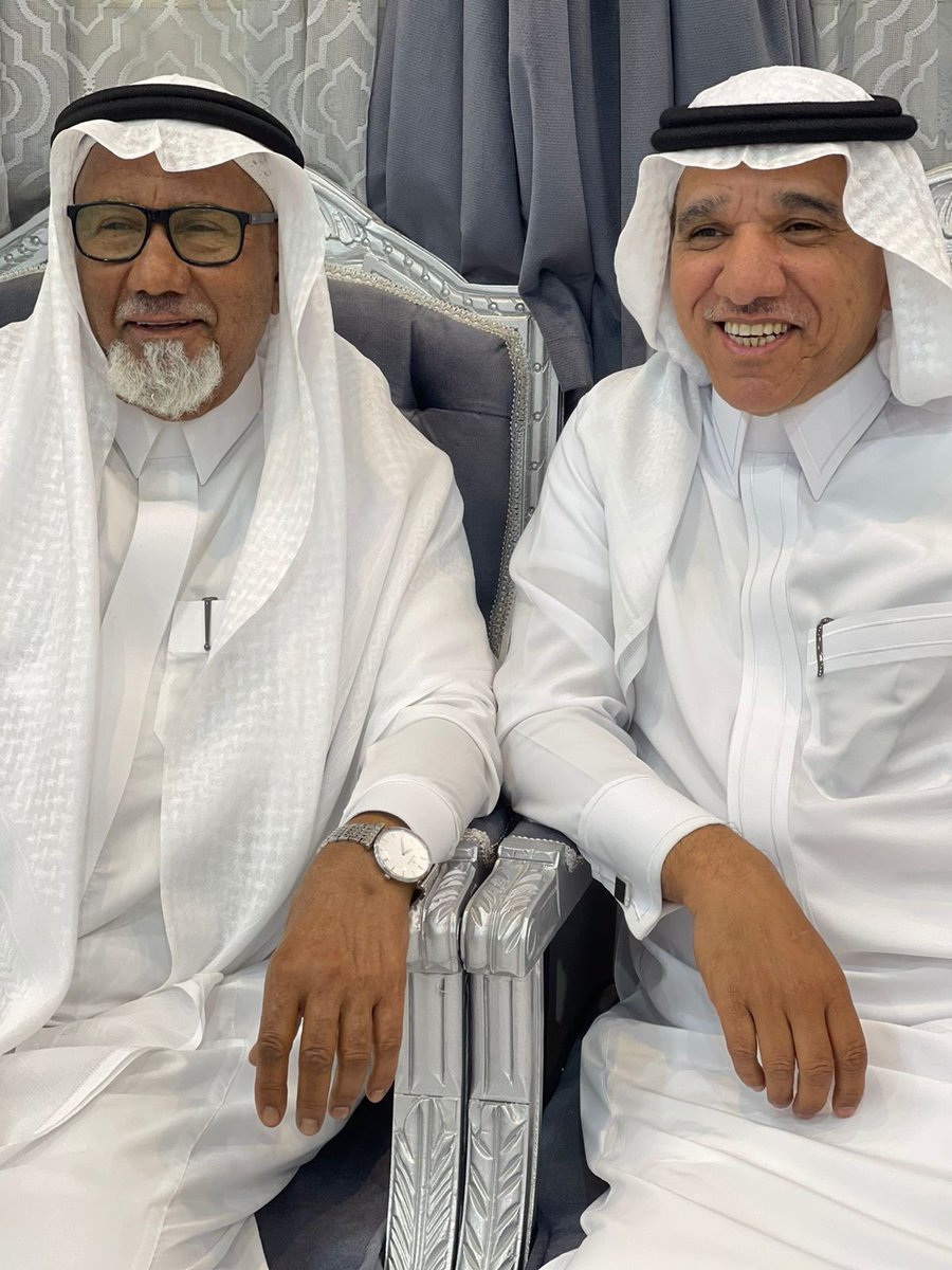 AlmMjls's tweet photo. حفل معايده أسرة المعيويد #ثاني_ايام_العيد بمجلس الاسرة بلدة الجشة.

#كل_عام_وانتم_بخير 
#عيد_الفطر_المبارك1444هـ https://t.co/10AK46SWoW