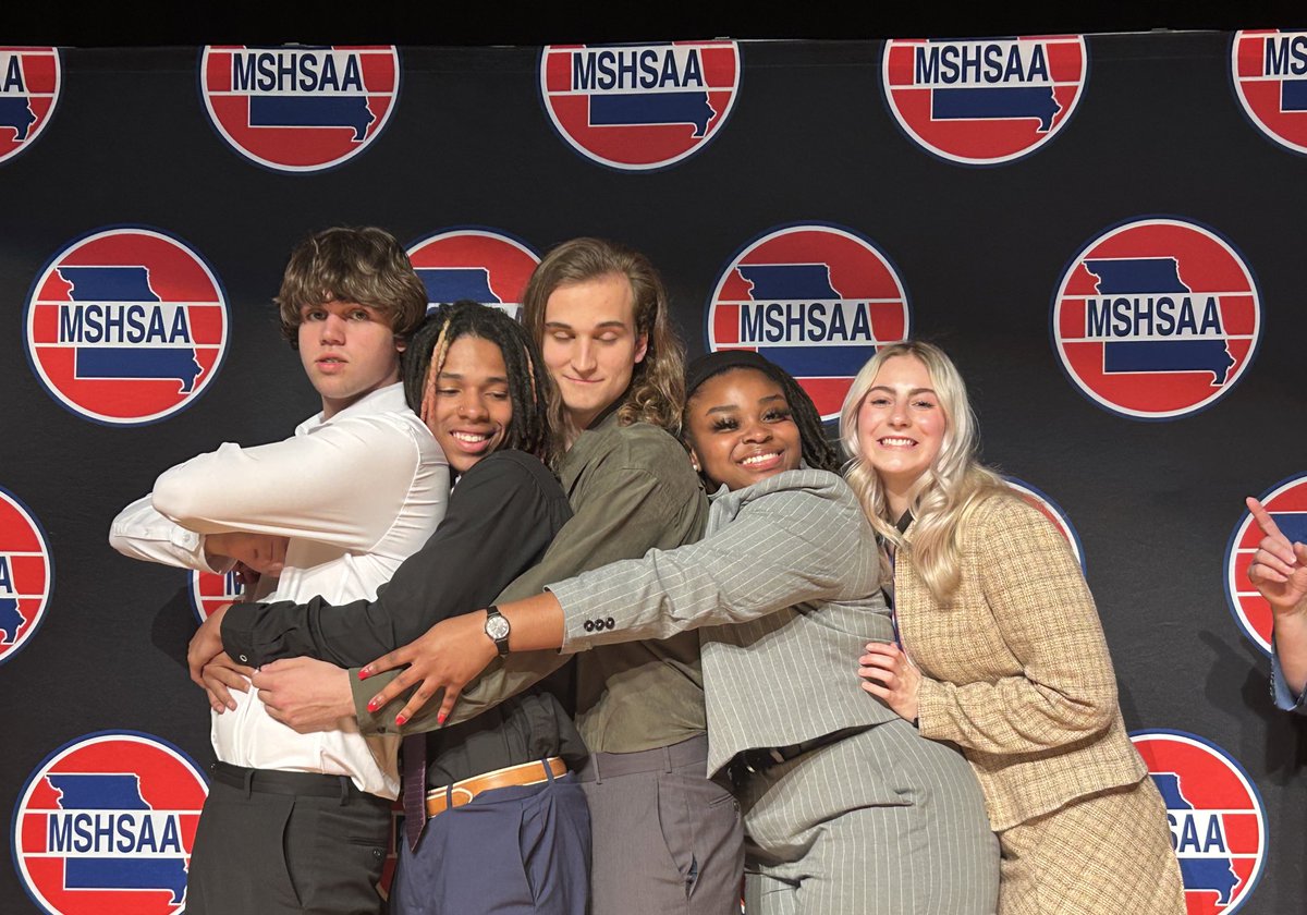 BroncoNSDA's tweet photo. We had a great trip to state with 5 seniors! We competed in rounds, sure. But we also got to do a late-night shopping run for a belt and a shirt, and, for the first time ever at state, we did some karaoke on Friday night!

Fantastic trip with great people! https://t.co/gzYntzwT5A