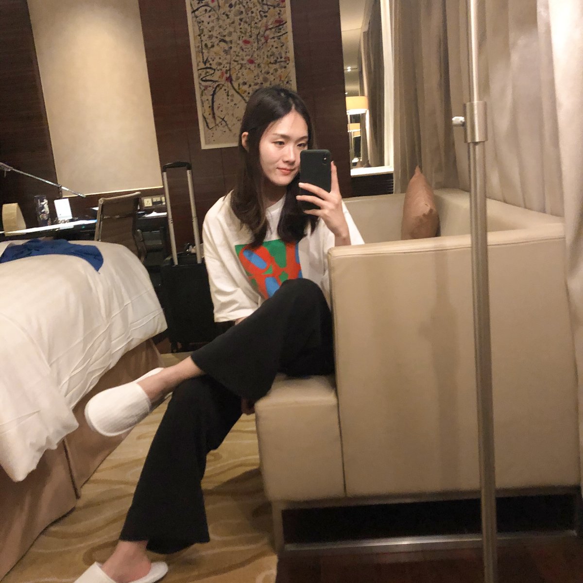 CrystaGold65313's tweet photo. 加油，加薪，加多宝，不如加“加我”告别单身。绝不会让你的历史重演 https://t.co/V8tN8dQqjF
