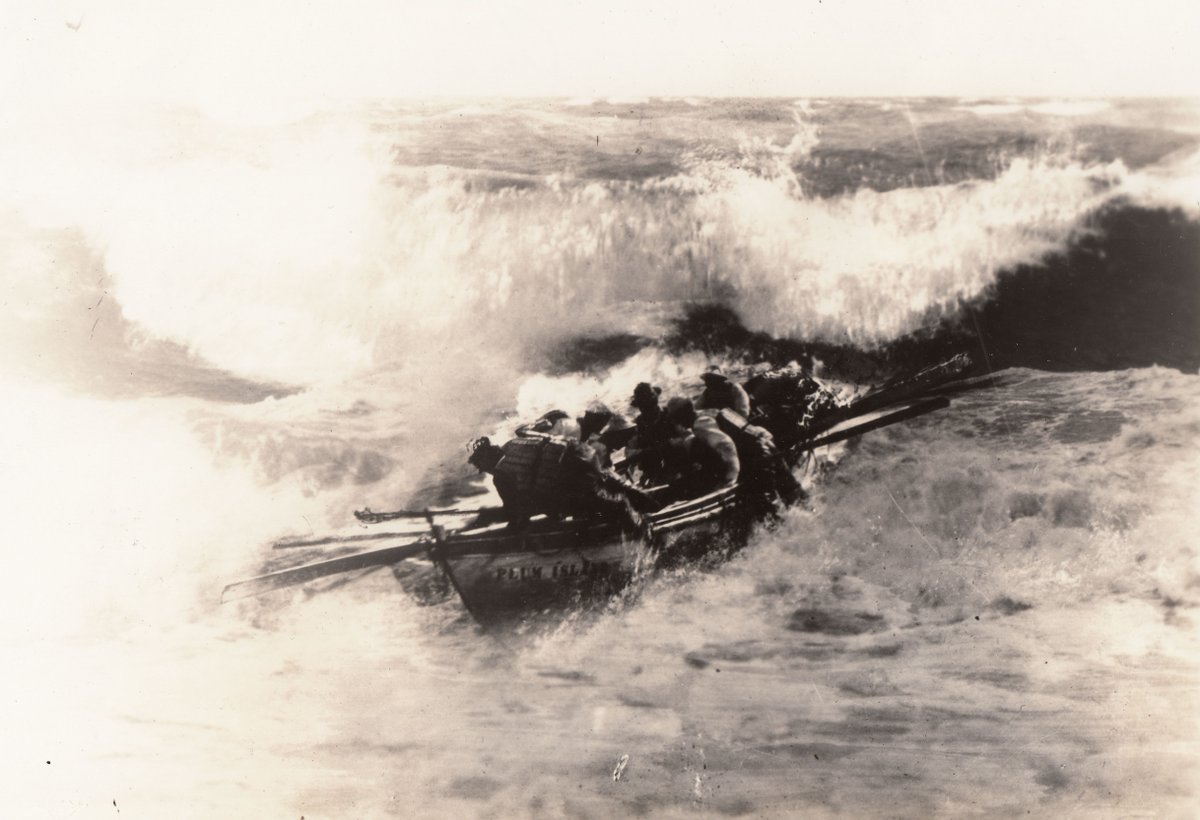 USCG's tweet photo. #Sundaymorningreads ☕ 📖 - #TheLongBlueLine: “That others might live”—Ben Dailey’s Gold Medal rescue of the Ephraim Williams, 1884
To read this story, visit: https://t.co/JwR5TCN9xa
#uslifesavingservice #thatothersmightlive #TLBL https://t.co/7pq2Lng3jJ