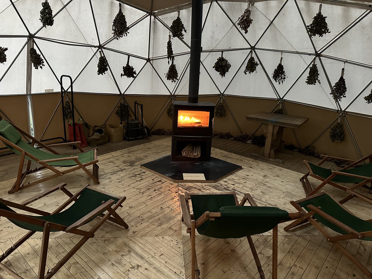 uk1gumo's tweet photo. 唯一無二、二日間の体験、ホンモノ。
#TheSauna 
#LAMP
#レモンとマツ https://t.co/sq9mbY4fMj
