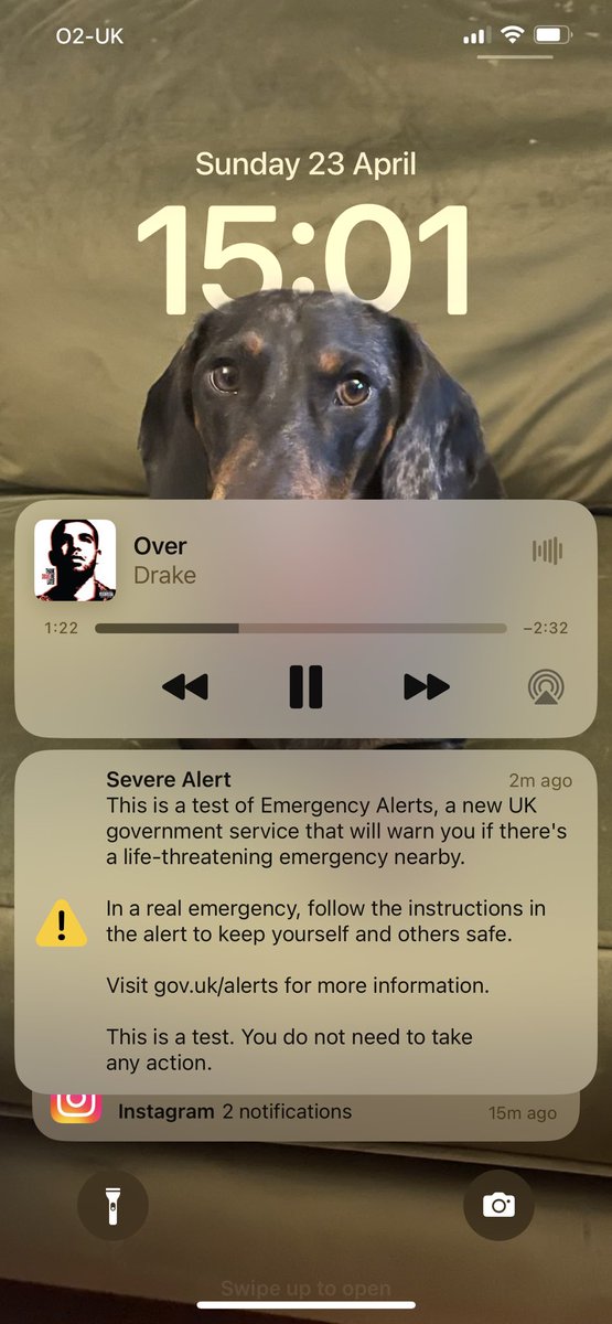 Alice_Maguire's tweet photo. Oooo we defo getting nuked soon 🙂#severealret #ww3 #ukgov https://t.co/X0OSniZUw1