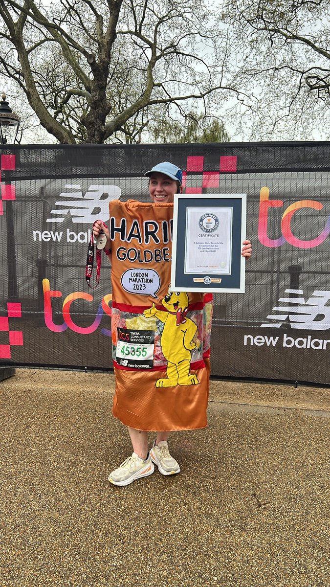 GWR's tweet image. Sweet, sweet victory! 🍫 Annelise Broussard  has broken the record for fastest marathon dressed as a candy confectionery item (female)  🍭4:14:36 
#LondonMarathon