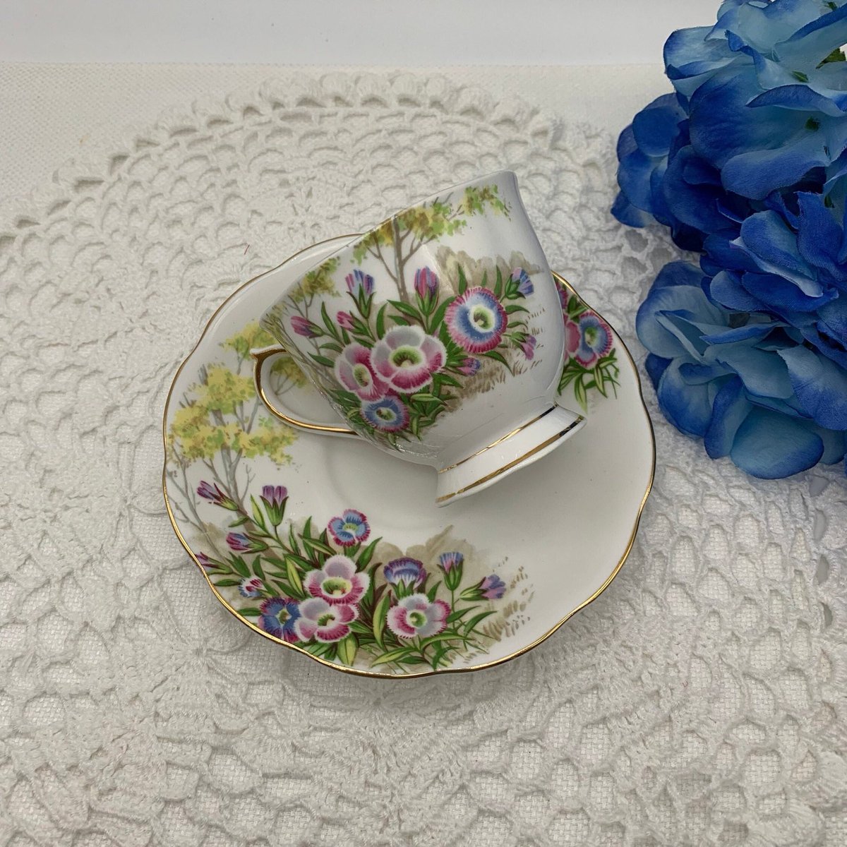 LilyDogAntiques's tweet photo. Excited to share this item from my #etsy shop: Vintage Royal Albert "Fringed Gentian" Bone China Cup and Saucer, Vintage Royal Albert Bone China Teacup and Saucer, Floral Teacup Gift #vintageteacup #teacupset #royalalbertteacup #floralteacupset https://t.co/oSBF7gQI9w https://t.co/dK6Vyr5xsl