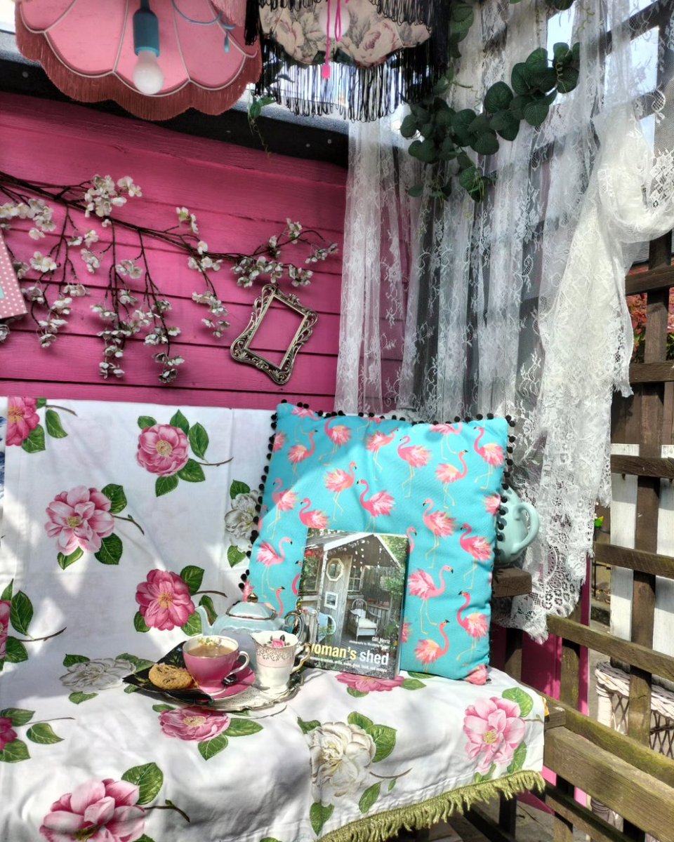 TeacupandBIRD's tweet photo. Shed Sunday Best shed day of the week by far #shed #sheddie #sheshed #shesheddie #shedsunday #shedoftheyear #shedlove #shedlife #shedtime #shedsofinstagram #instashed #shedtimesarebesttimes #thevintageteashed #blackpool #teatime #itsalwaystimefortea #sunshine #happyplace #bliss https://t.co/ZTNMXiAhk3