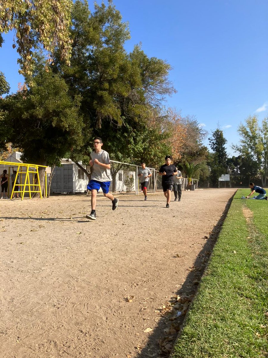 Postulantes de todas las compañías de CBÑ se encuentran realizando las pruebas físicas de resistencia aerobica , agilidad, fuerza, resistencia y potencia muscular como parte del proceso de selección de aspirantes 2023.
<a href="/BomberosNunoa/">Cuerpo de Bomberos de Ñuñoa</a>
<a href="/comandante_cbn/">Comandante CBÑ</a>