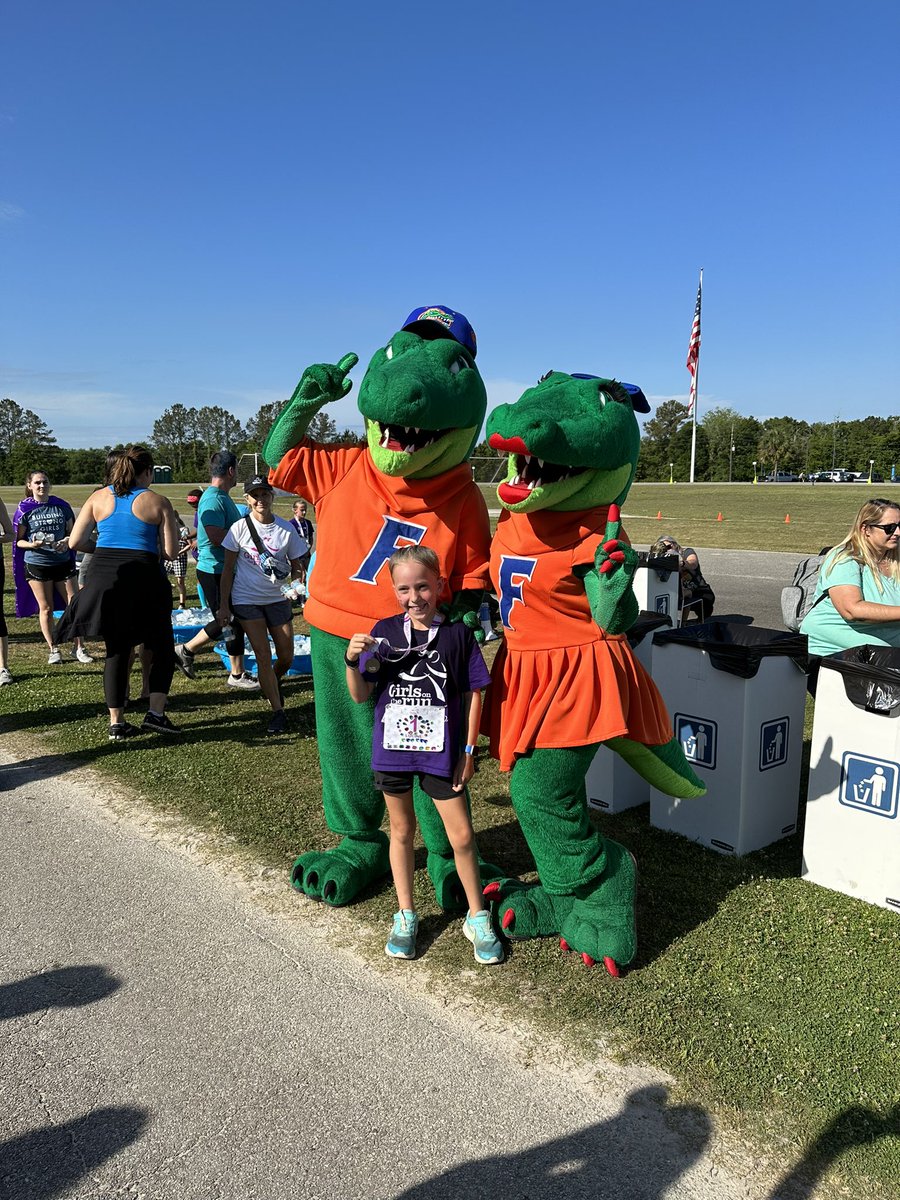 GOTRAC's tweet photo. THANK YOU to everyone who came to our Girls on the run 5K! 🥳 Our girls are so strong 💪 and we had SO MUCH FUN 🤩 Thank you to our coaches, running, buddies, volunteers, and everyone who helped make this 5K the best one yet! 💜 #GOTR5K #GirlsOnTheRun #GirlsOnTheRunIsSoMuchFun https://t.co/i8D65IT0ep