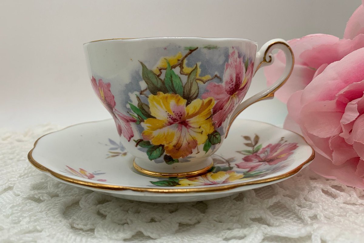 LilyDogAntiques's tweet photo. Excited to share this item from my #etsy shop: Vintage Royal Standard Azalea Teacup and Saucer, Bone China Made in England, Tea Lover Gift #mothersday #teacups #vintagetableware #porcelainteacup #vintageteacup #teacupset #bonechinateacup https://t.co/DiiceP5TD6 https://t.co/Z9qMJgUCHr