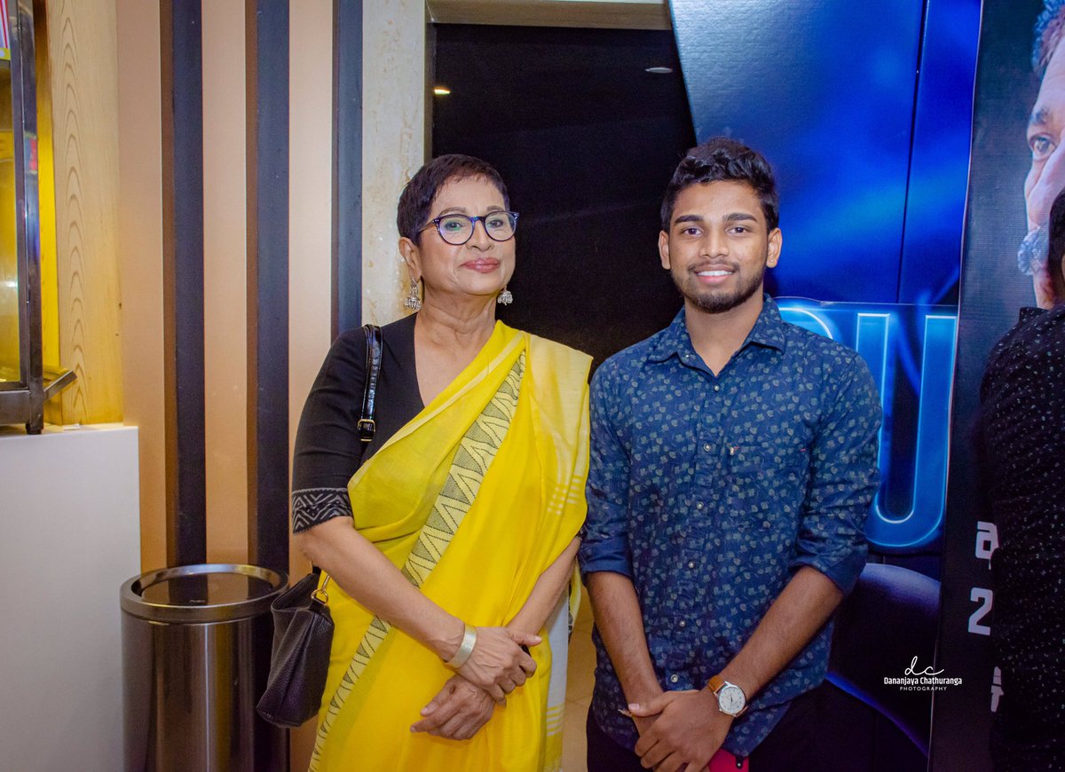 Dinitha_jay's tweet photo. Dada Ima movie media show
2023.04.19 at Colombo City Center 

Thank you so much for everything Swarna Mallawarachchi madam❤️. 

#dinithajayarathna https://t.co/Puf5YAnzEL