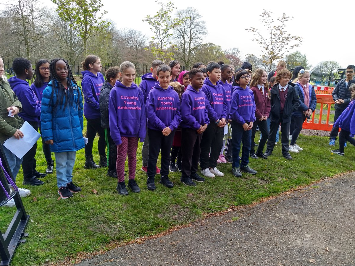 CYAmbassador's tweet photo. Thank you to Young Ambassadors who shared their fabulous poetry in the Japanese Peace Garden. @stivichallps @FinhamPrimary @StokeHeathPS @GoodShepherdCOV @southfieldsPE @TemplarsPrimary @Stjohnscoventry @SJFCoventry @stokeprimary @EmilieLaurenxx @japansocietylon @DaiwaFoundation https://t.co/ABD5ljuDgV