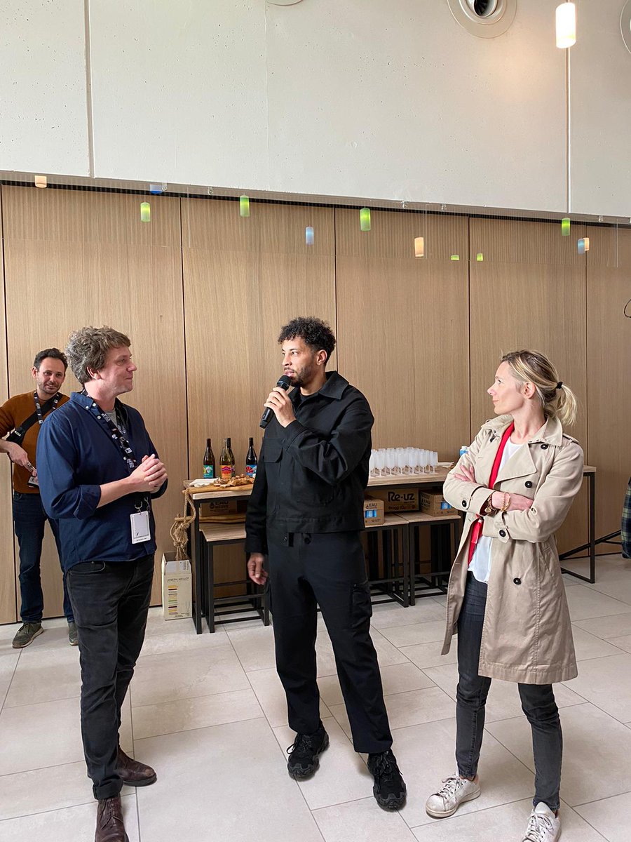 sacem's tweet photo. Retour en images sur le vernissage de l'exposition @radiofrance x @sacem pour célébrer 40 ans de rap en France 👊🎤🎛 En présence de @Disizfr, parrain de l'exposition 🙏 @PrintempsDB #pdb23 https://t.co/RCtU8OP07r