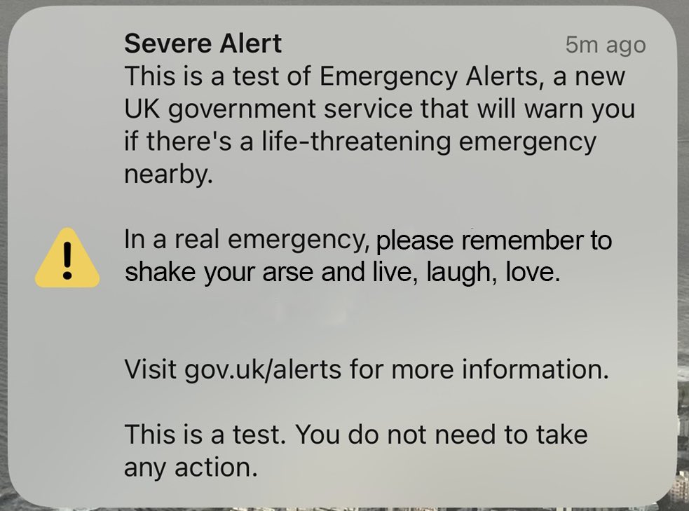 loveofhuns's tweet photo. Did anyone else’s alert say this?? https://t.co/9gNKgCzWS8