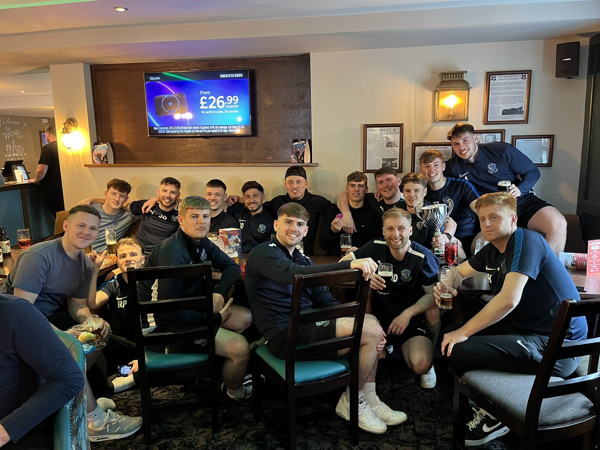 afcmannington's tweet photo. FULL TIME: Manny 6-1 Walcot FC

FINALLY!!! An absolutely superb display from the boys to pick up our first Sunday League Cup. Nothing less than this group deserve🏆🔵⚪️

@TommyOuldridge⚽️⚽️
@baileygallaghe7⚽️⚽️
@AlfiePr7sley⚽️
@rorypeacey⚽️

MOTM: @TommyOuldridge👏🏻

#UpTheManny https://t.co/dXEfMagAuH