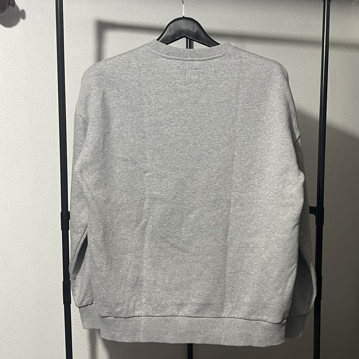 studio_doublep's tweet photo. EFBD sweater สีเทาปักหน้าน่ารักมากๆงับแบรนด์นี้ไอดอลใส่กันหลายคนเลย
✿ สภาพ 10/10
✿ อก : 44 ยาว : 25
✿ ราคา 350.- ส่งฟรี
#สเวตเตอร์มือสอง #ส่งต่อเสื้อผ้า #สเวตเตอร์ #พรีออเดอร์เกาหลี #ไอดอลใส่ #EFBD https://t.co/wJZ45bMsRj