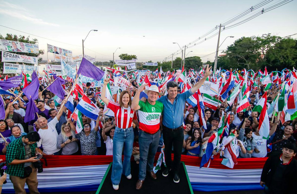 Con ustedes, el próximo Gobernador de Itapúa y el próximo Presidente de la República. 🇵🇾💪🏼